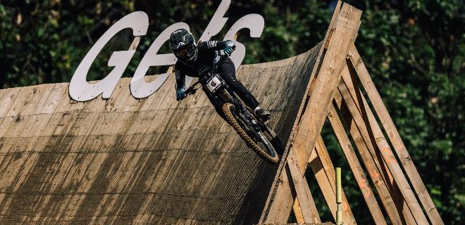 UCI DHI World Cup les Gets, Downhill Women Junior, 4. Platz
